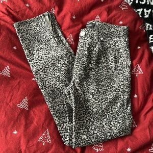 Chanel flower denim jeans, size 38